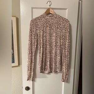 Free People long sleeve cheetah print turtleneck